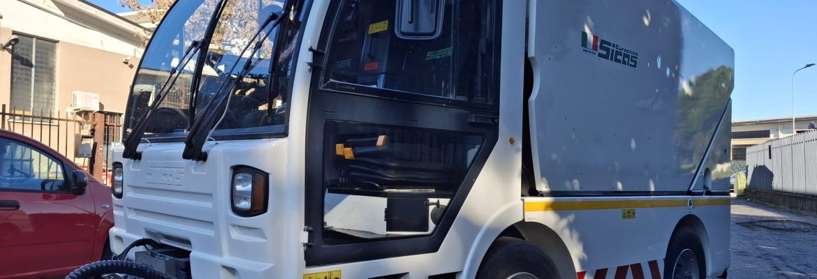 Lavastrade Sicas SL5000 al collaudo prima della consegna